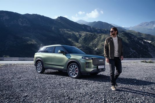 Присоединяйтесь к соц. сетям нашего дилерского центра.